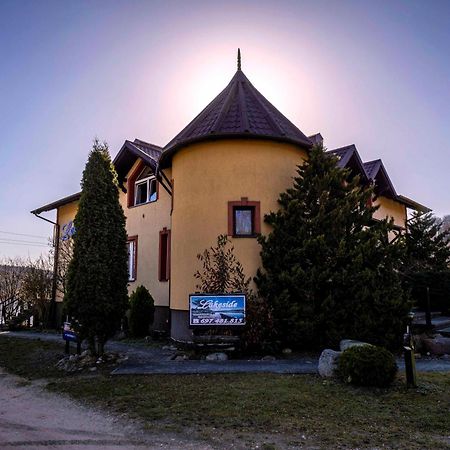 Pensjonat Nad Jeziorem Lakeside Brodnica Dolna Luaran gambar