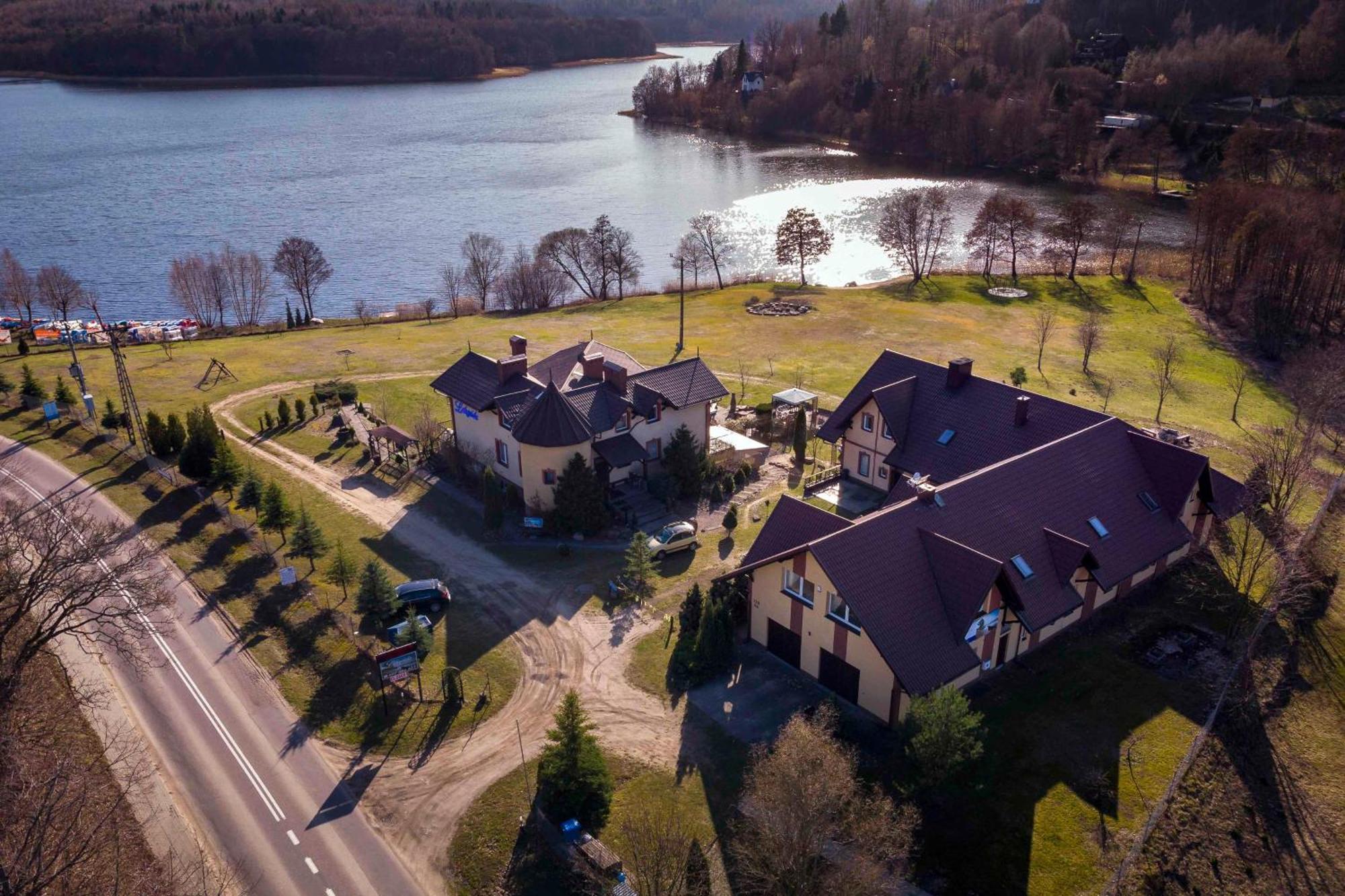 Pensjonat Nad Jeziorem Lakeside Brodnica Dolna Luaran gambar