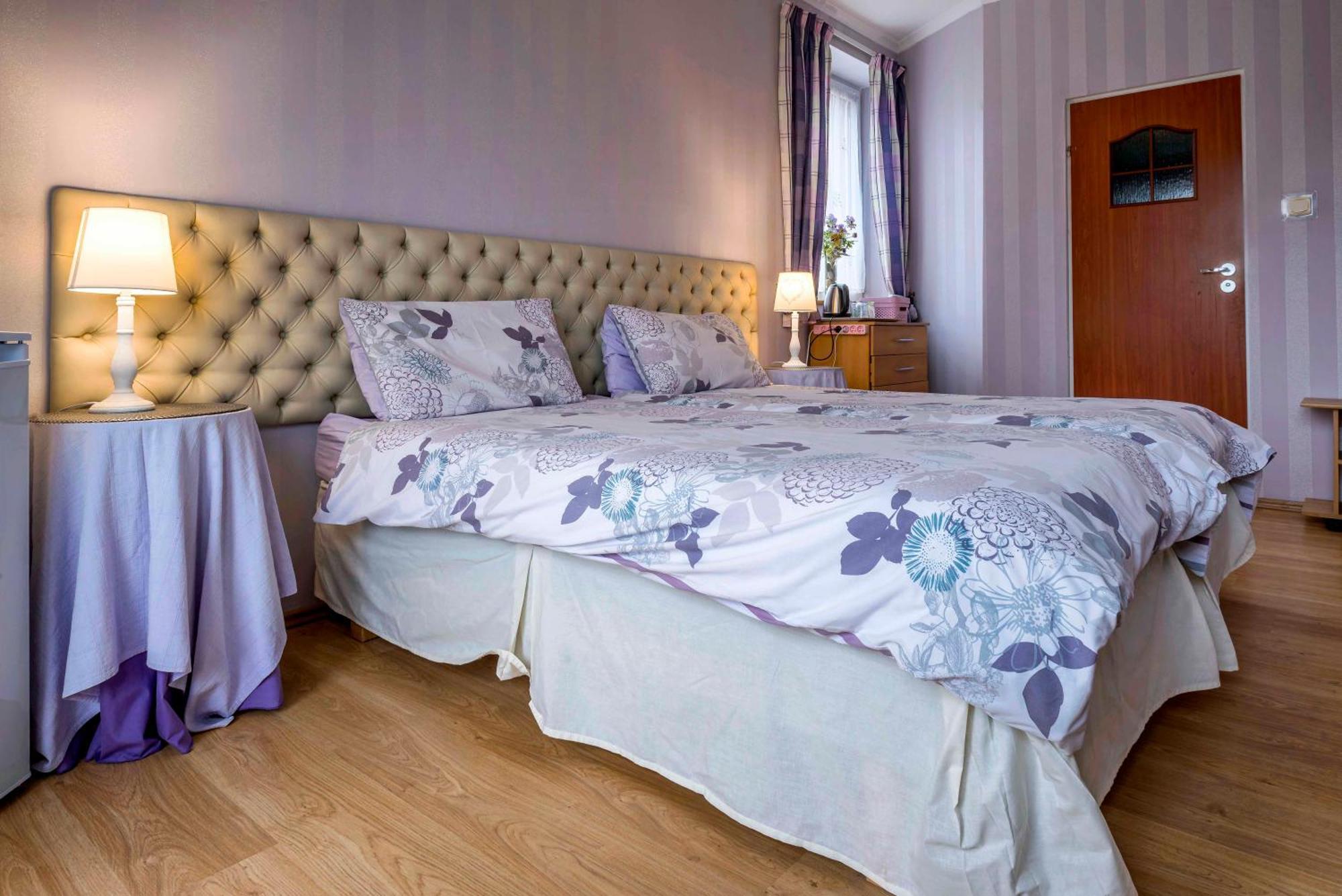 Pensjonat Nad Jeziorem Lakeside Brodnica Dolna Luaran gambar
