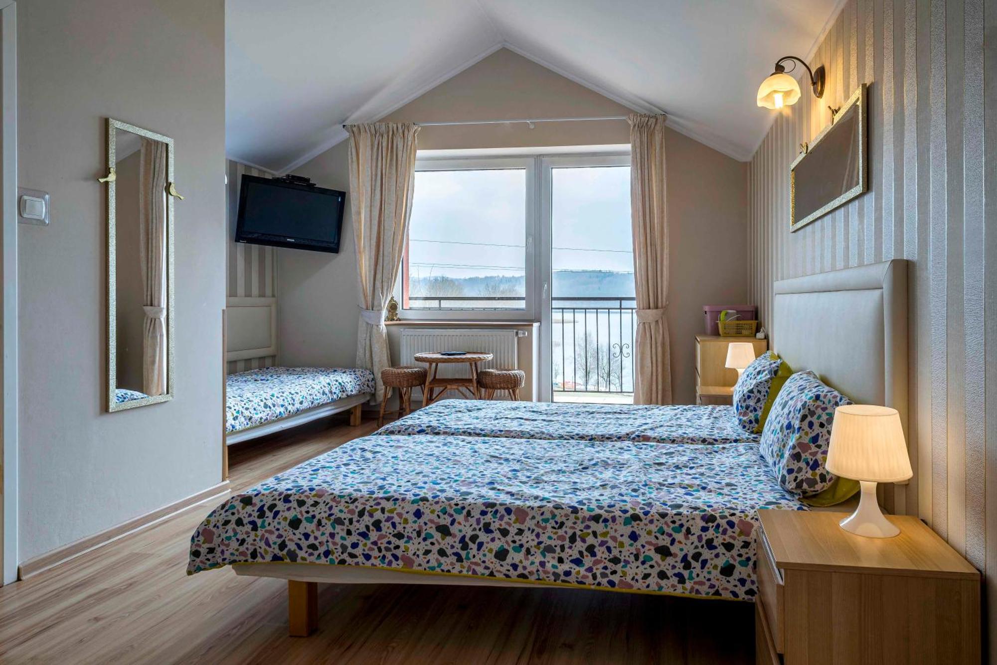 Pensjonat Nad Jeziorem Lakeside Brodnica Dolna Luaran gambar